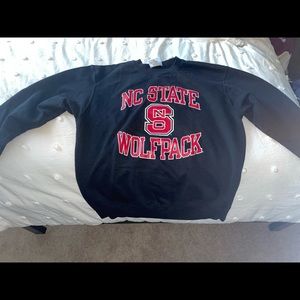 NCSU Wolfpack black sweatshirt size large